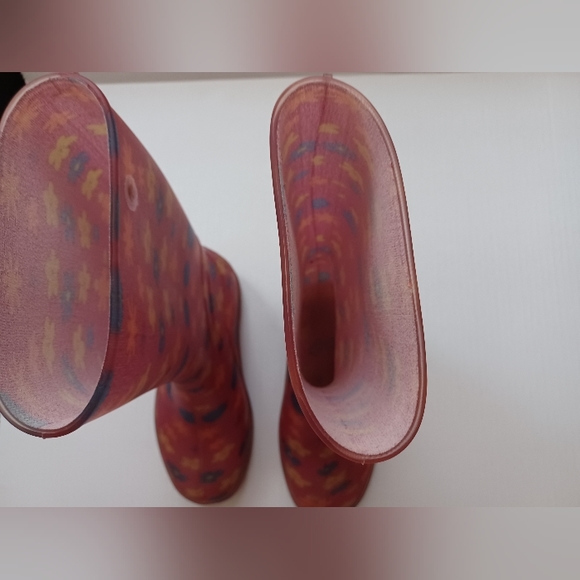 4/$40 Girl's Floral Rain Boots - Size 3 - Picture 5 of 9